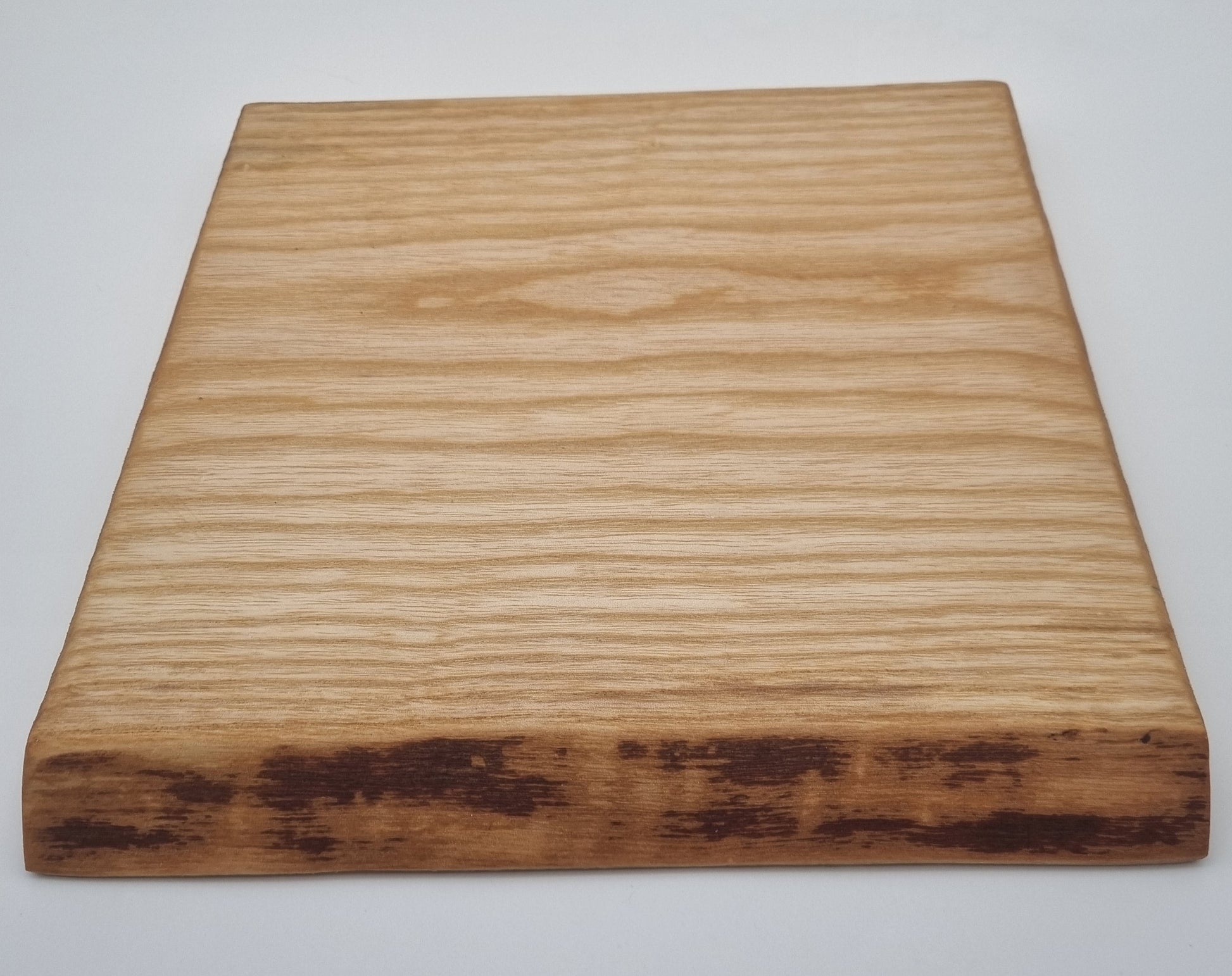 Live Edge Serving Board main view